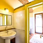 Cascina Moncrava לינה וארוחת בוקר 3*
