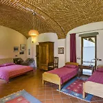 Cascina Moncrava Couette-café 3*
