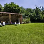 Couette-café Cascina Moncrava 3*