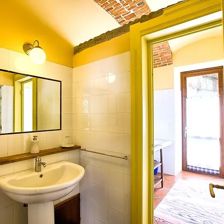 Cascina Moncrava Oda ve Kahvaltı 3*