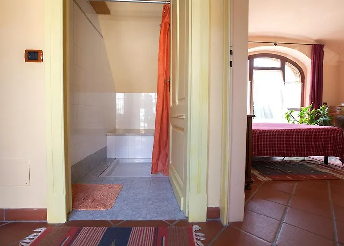 Cascina Moncrava Bed and breakfast